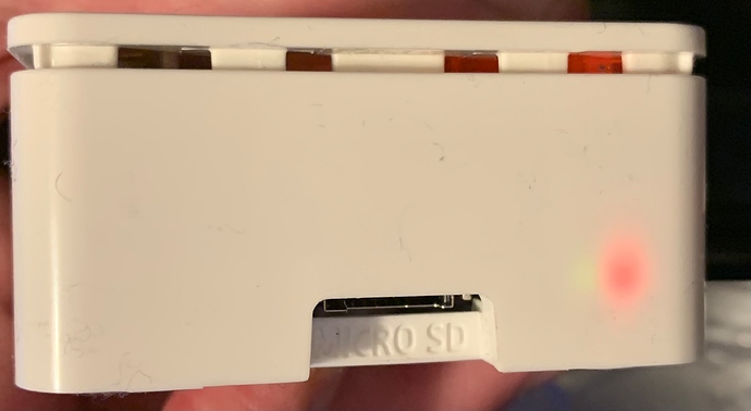 raspberry_pie_4_green_blinking